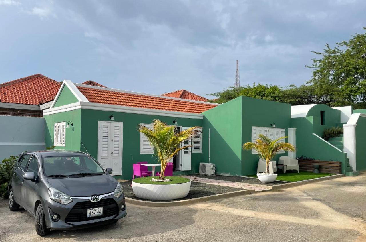 Villa Amalie & Villa Curiel Willemstad Exterior photo